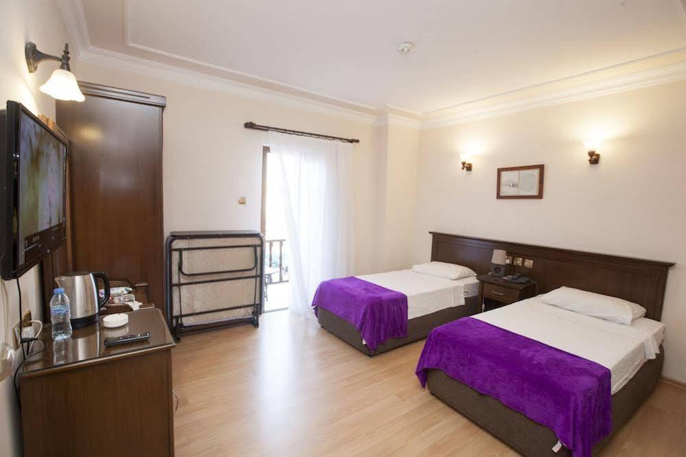 White Pearl Hotel Kyrenia  Extérieur photo